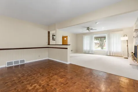 5024 Harnew Road S Oak Lawn IL 60453