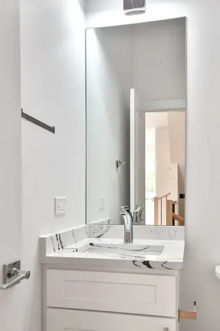 3516 North Central Avenue Chicago IL 60634