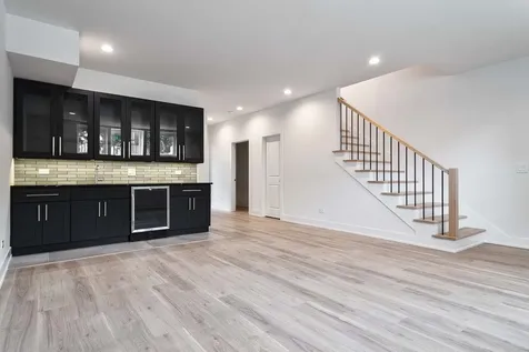3516 North Central Avenue Chicago IL 60634
