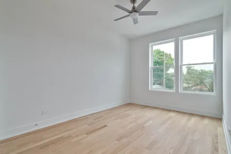 3516 North Central Avenue Chicago IL 60634