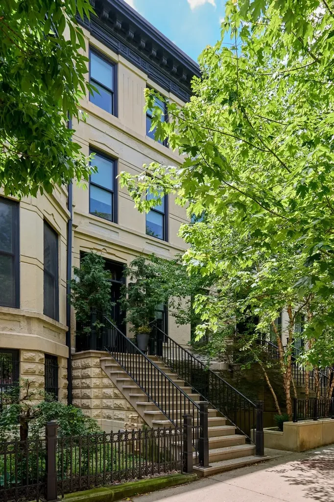353 West Belden Avenue Chicago IL 60614