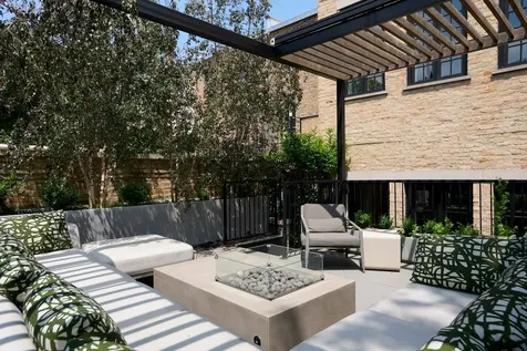 353 West Belden Avenue Chicago IL 60614
