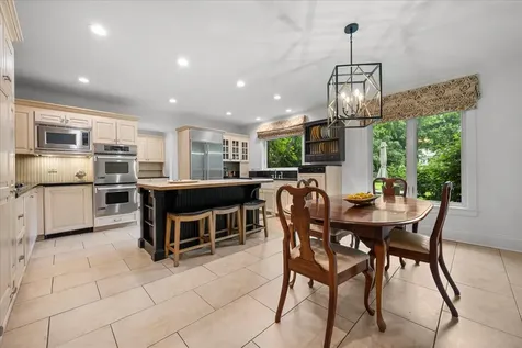 1347 Sunview Lane Winnetka IL 60093