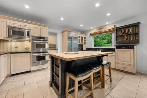 1347 Sunview Lane Winnetka IL 60093