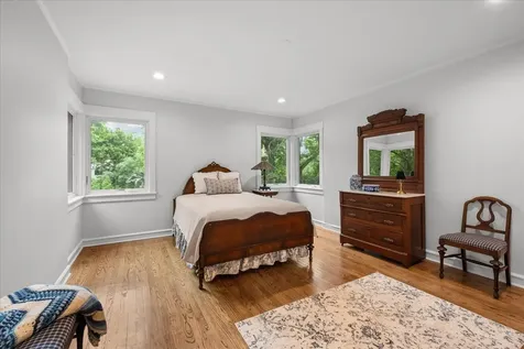 1347 Sunview Lane Winnetka IL 60093