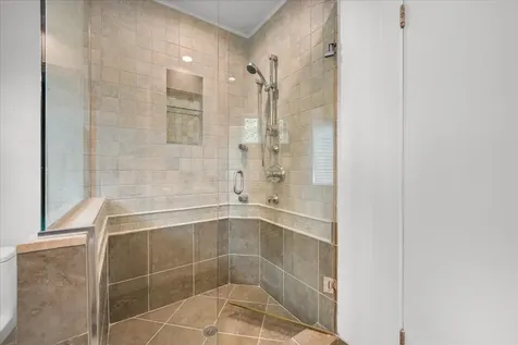 1347 Sunview Lane Winnetka IL 60093