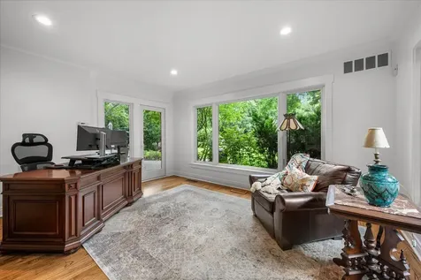 1347 Sunview Lane Winnetka IL 60093