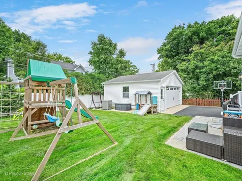 4512 Washington Street Downers Grove IL 60515