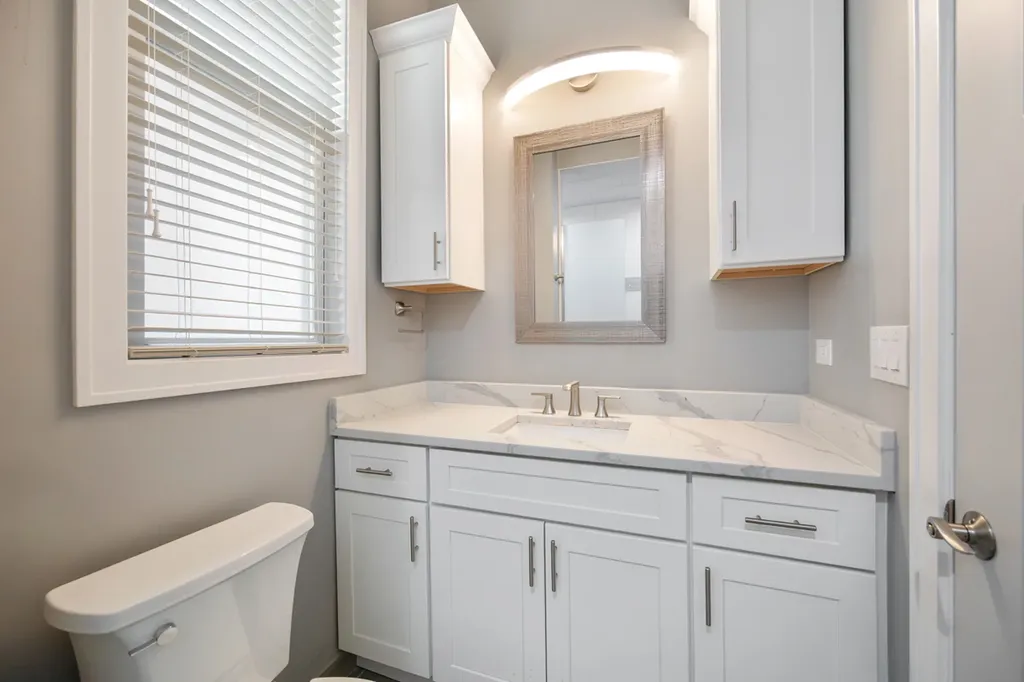 1446 West Lexington Street Chicago IL 60607