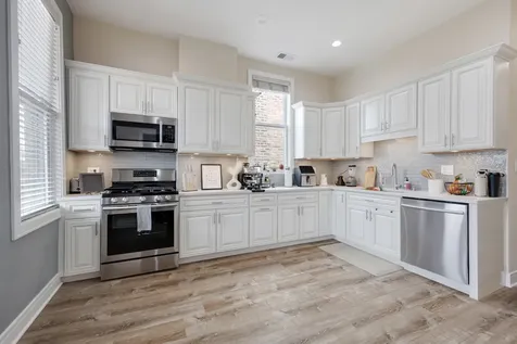 1446 West Lexington Street Chicago IL 60607