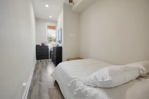 1446 West Lexington Street Chicago IL 60607
