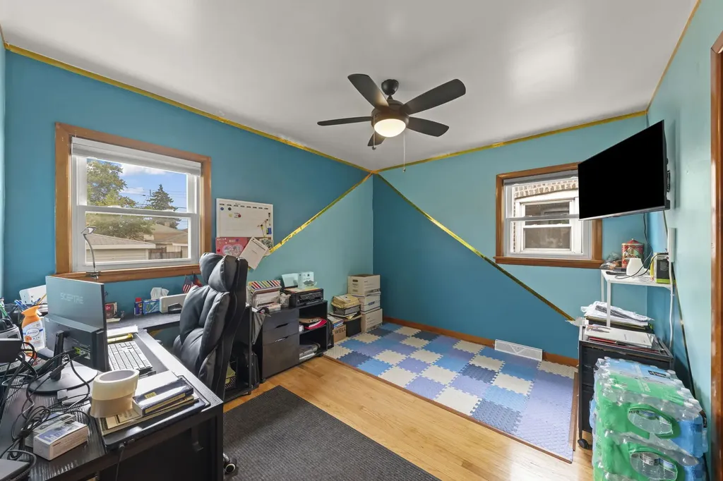 4741 South Lamon Avenue Chicago IL 60638