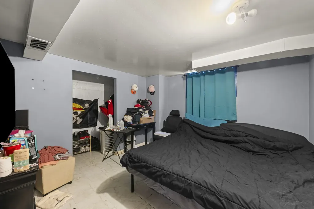 4741 South Lamon Avenue Chicago IL 60638