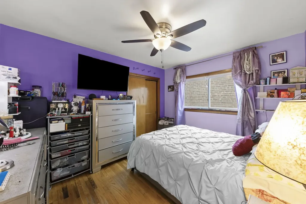 4741 South Lamon Avenue Chicago IL 60638