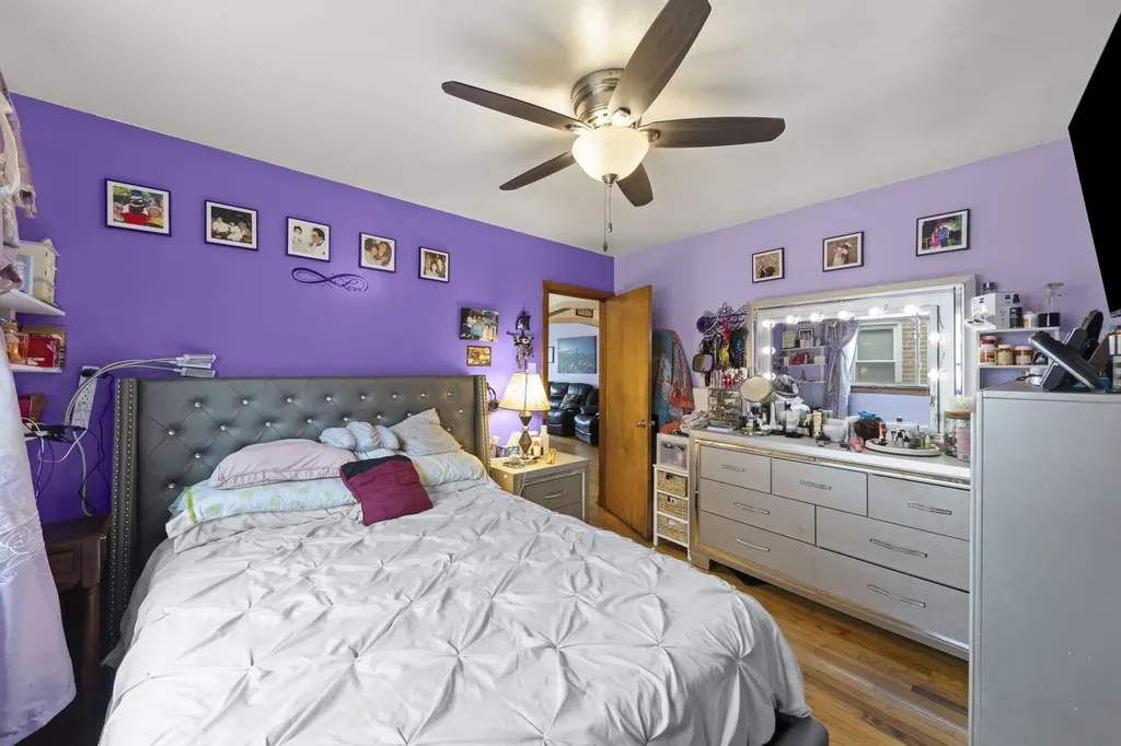 4741 South Lamon Avenue Chicago IL 60638