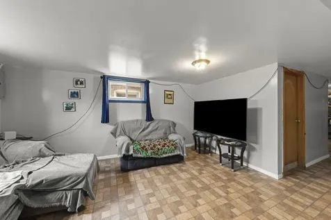 4741 South Lamon Avenue Chicago IL 60638