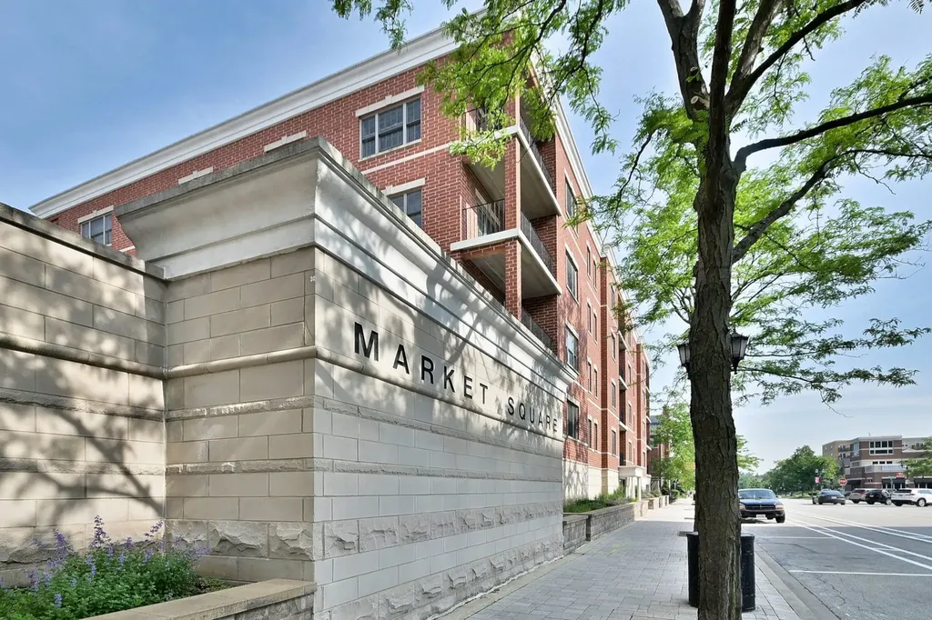 210 North Addison Avenue Elmhurst IL 60126