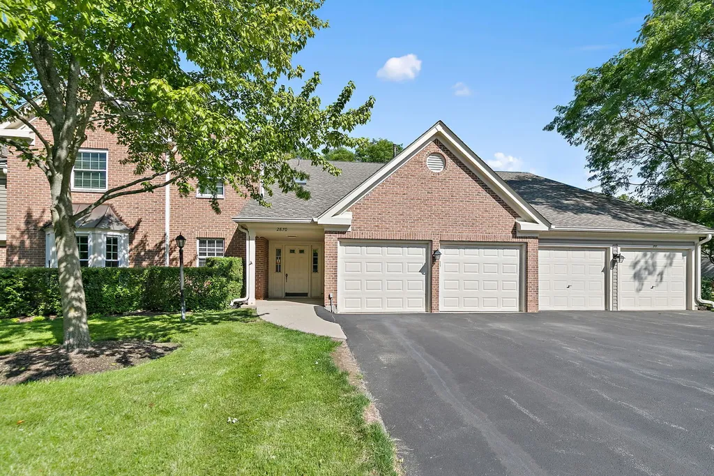 2870 Meadow Lane Schaumburg IL 60193