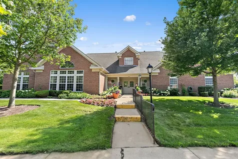 2870 Meadow Lane Schaumburg IL 60193