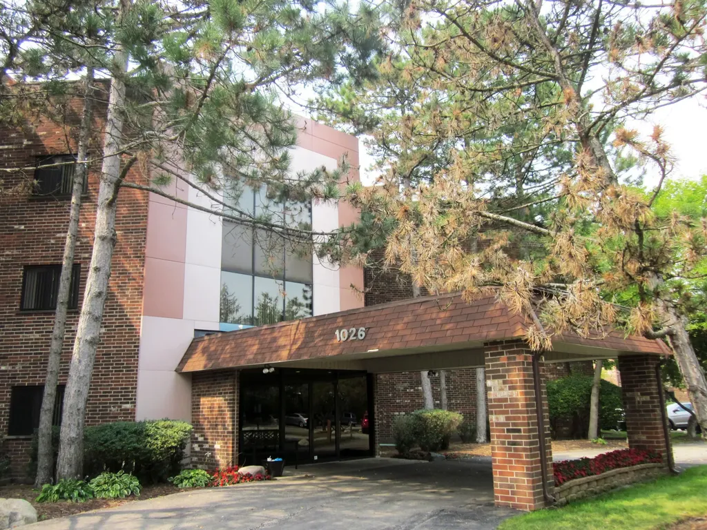1026 Castilian Court Glenview IL 60025