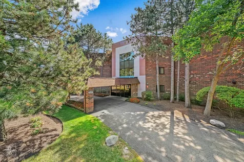 1026 Castilian Court Glenview IL 60025