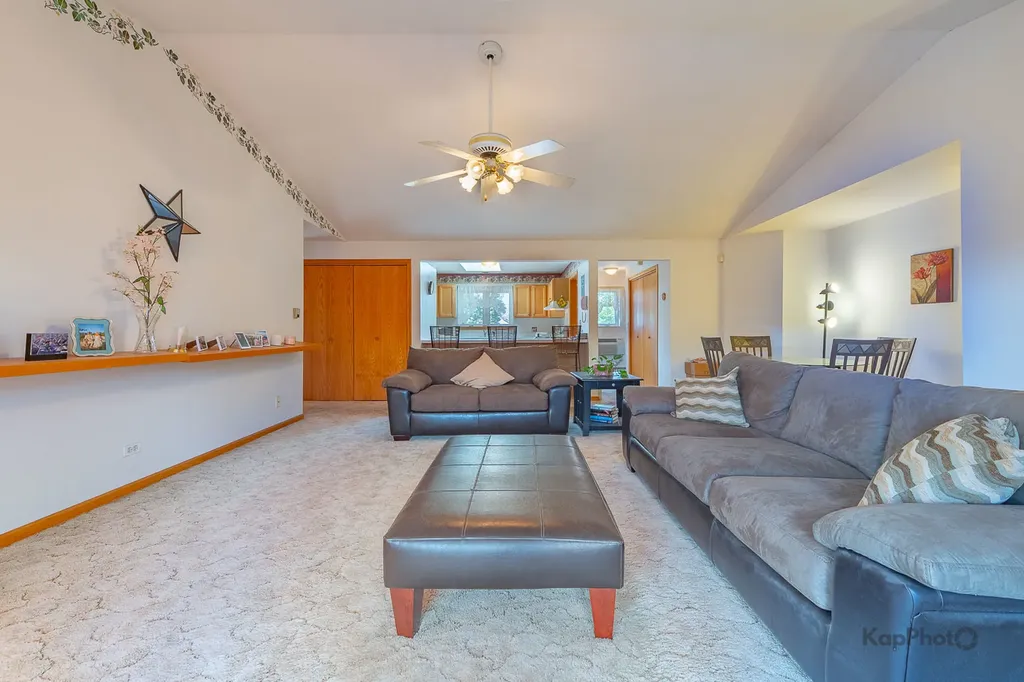 3001 North Oriole Avenue Chicago IL 60707