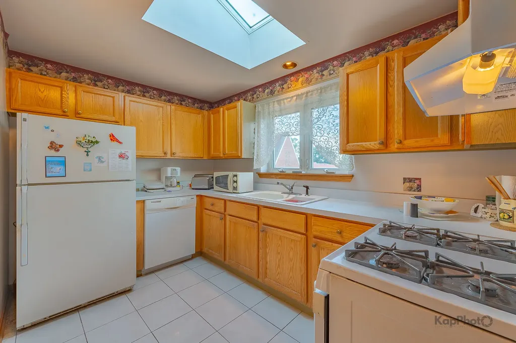 3001 North Oriole Avenue Chicago IL 60707