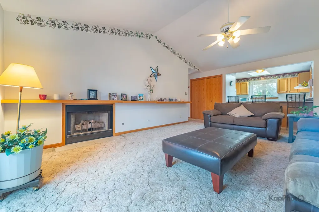3001 North Oriole Avenue Chicago IL 60707