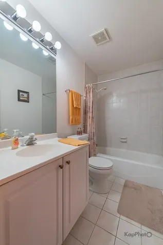 3001 North Oriole Avenue Chicago IL 60707