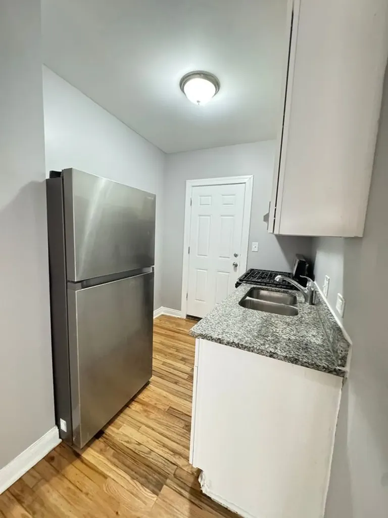 11027 South King Drive Chicago IL 60628