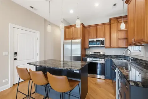 2151 West Warren Boulevard Chicago IL 60612