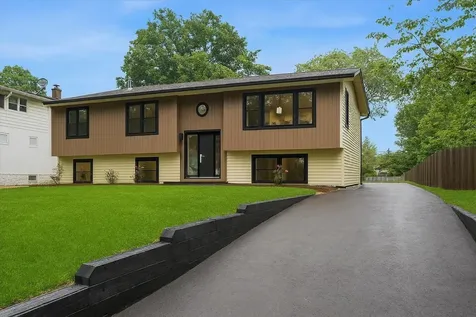 5624 Dunham Road Downers Grove IL 60516
