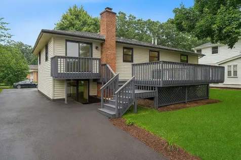 5624 Dunham Road Downers Grove IL 60516