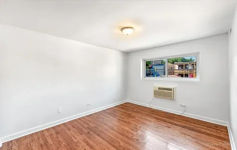 1610 West Jarvis Avenue Chicago IL 60626