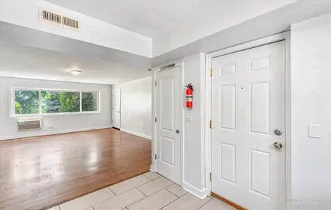 1610 West Jarvis Avenue Chicago IL 60626