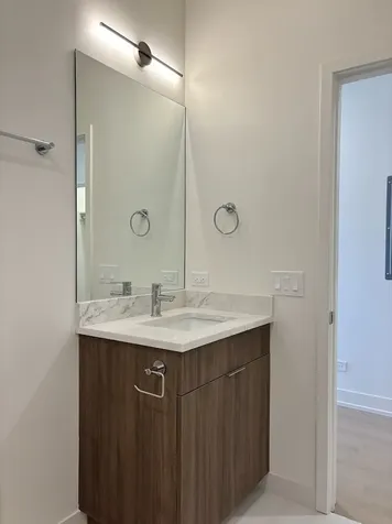 6334 West Irving Park Road Chicago IL 60634