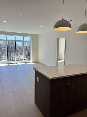6334 West Irving Park Road Chicago IL 60634