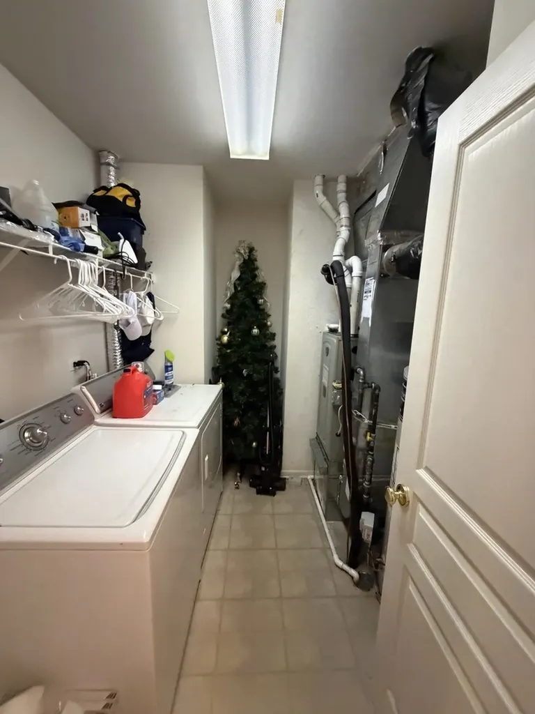 465 Metropolitan Street Aurora IL 60502