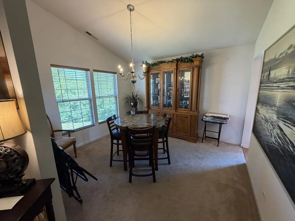 465 Metropolitan Street Aurora IL 60502