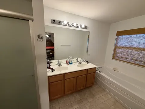 465 Metropolitan Street Aurora IL 60502