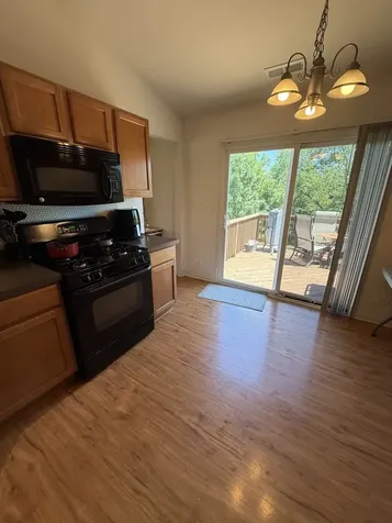 465 Metropolitan Street Aurora IL 60502