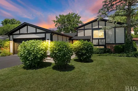 166 East Cunningham Drive Palatine IL 60067
