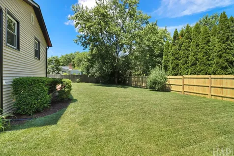 166 East Cunningham Drive Palatine IL 60067