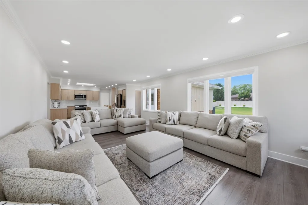 7618 West 157th Street Orland Park IL 60462