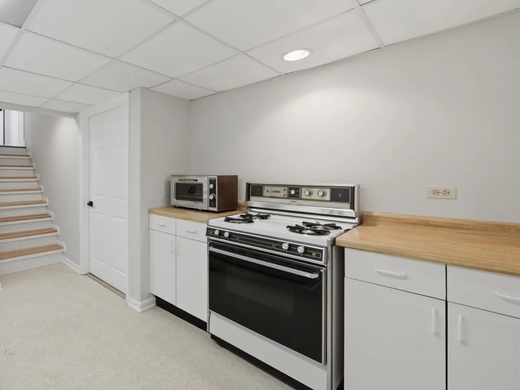 7618 West 157th Street Orland Park IL 60462