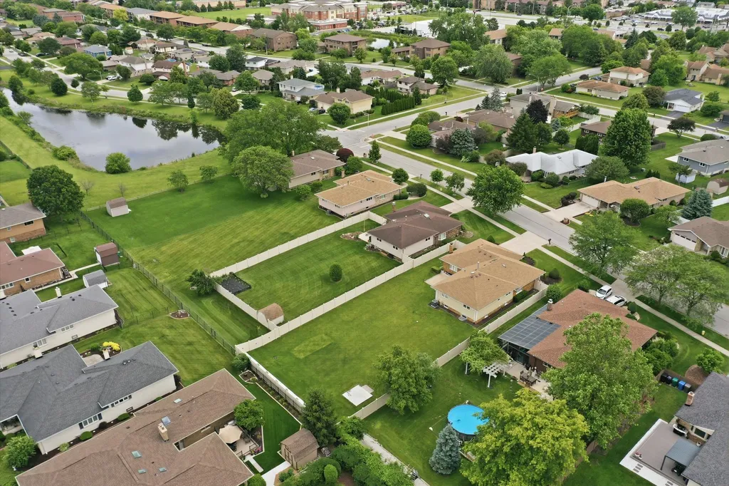 7618 West 157th Street Orland Park IL 60462