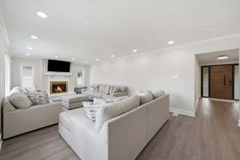 7618 West 157th Street Orland Park IL 60462