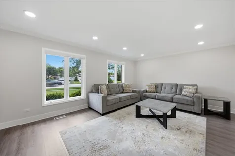 7618 West 157th Street Orland Park IL 60462