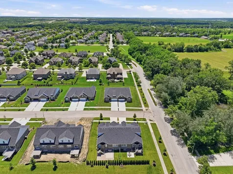 16590 Kayla Drive Lemont IL 60439