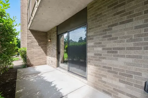 6340 Americana Drive Willowbrook IL 60527